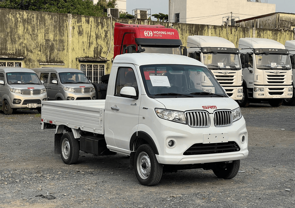 Xe tải điện SRM là dòng xe tải nhẹ thiết kế nhỏ gọn, dễ xoay trở trên các tuyến đường hẹp.