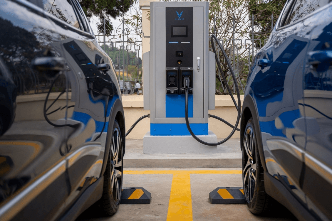 Xe tải điện chạy pin