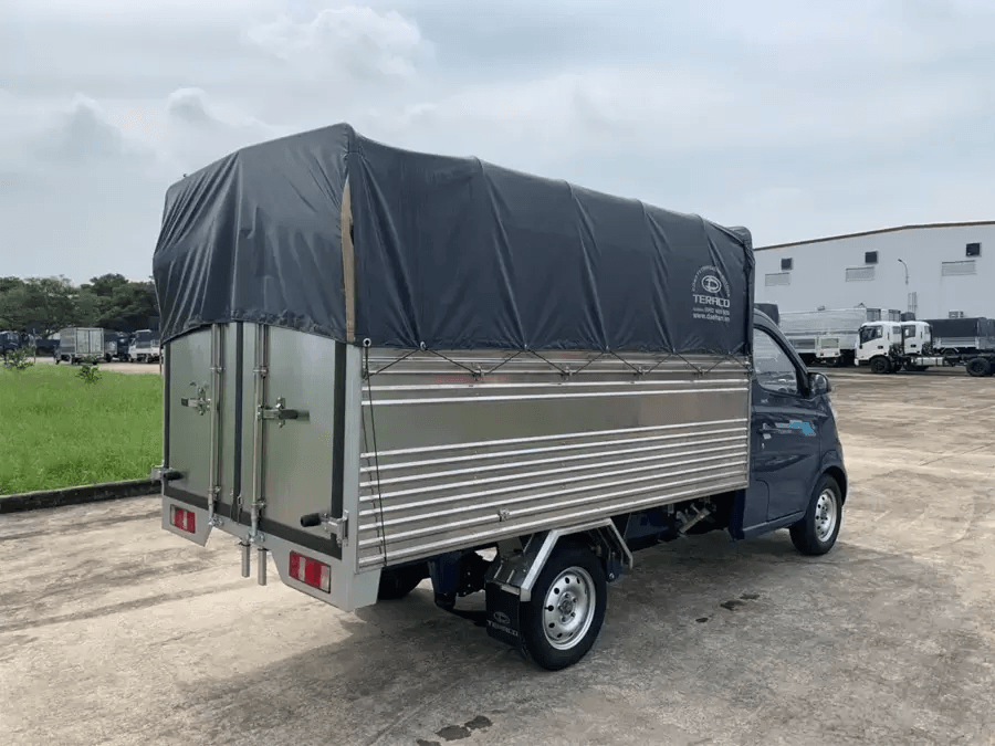 Người lái nên kiểm tra trọng tải trên giấy đăng ký xe