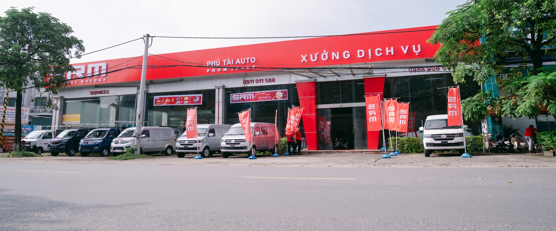 Phú Tài Auto - đại lý bán xe tải van điện SRM E80 uy tín