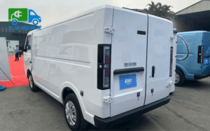 Xe tải van điện SRM E80 phù hợp nhiều nhóm khách hàng