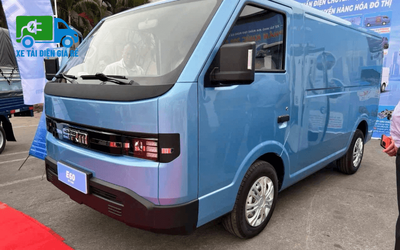 Xe tải điện SRM E60 là mẫu van điện cỡ trung